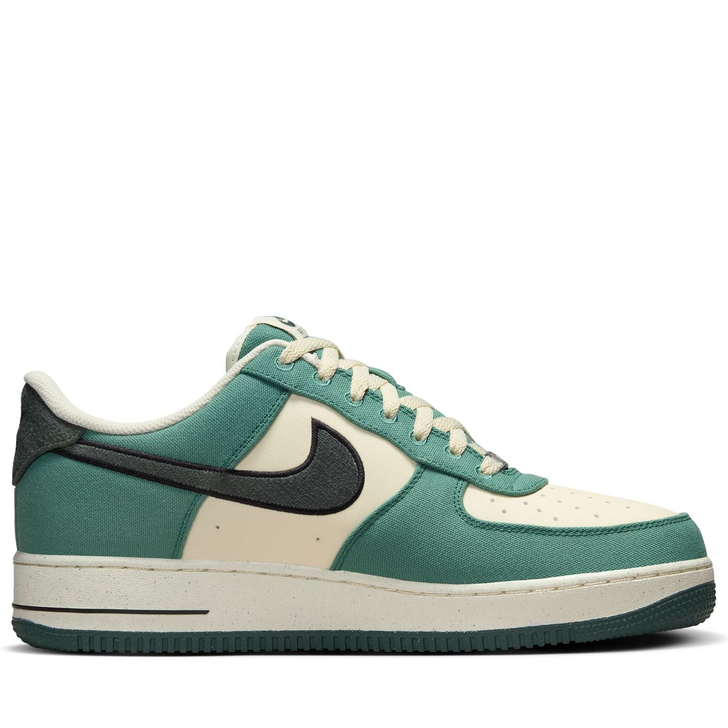 Nike Air Force 1 '07 LV8 - Coconut Milk/Vintage Green