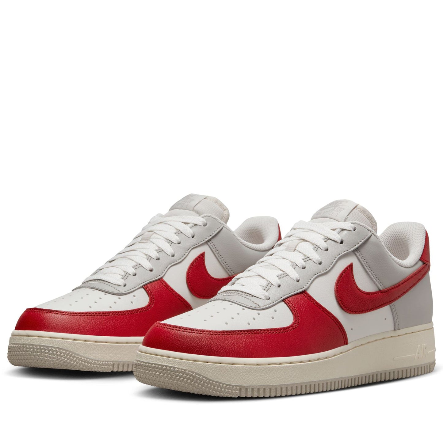 Nike Air Force 1 '07 LV8 - Light Iron Ore/Gym Red