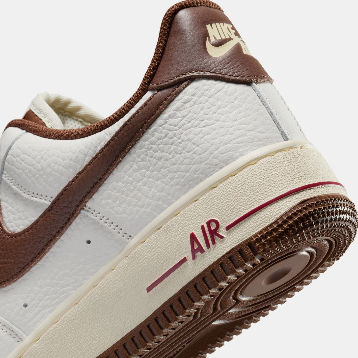 Nike Air Force 1 '07 'Yardrunner' - Sail/Cacao Wow