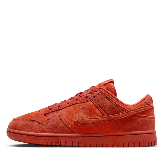 Women's Nike Dunk Low SE - Picante Red/Dragon Red