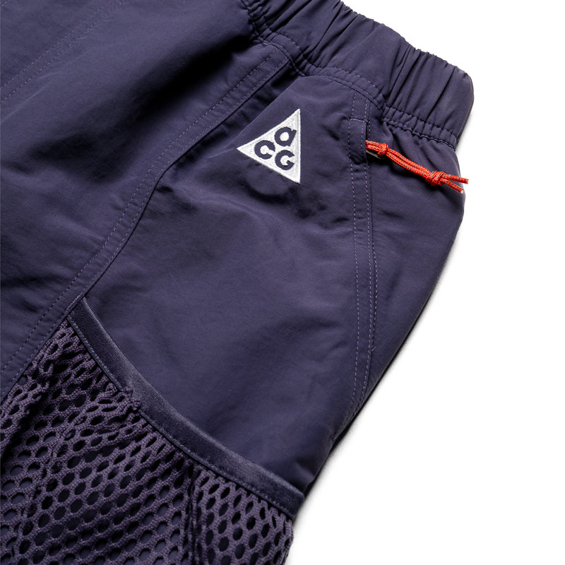 Nike ACG Snowgrass Shorts - Dark Raisin/Safety Orange